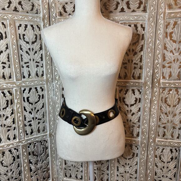 Vintage Black Gold Grommets Old Money Soft Leather Belt w/ Oversized Gold Buckle - Picture 1 of 6